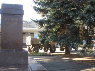 Патриотизм или провокация? В Орджоникидзе неизвестные разрушили памятник Ленину