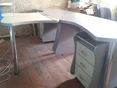 Продам студийный (офисный) стол (фото, видео)