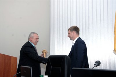 «Свежая кровь». Новый мэр и новый депутатский корпус в Орджоникидзе официально вступили в должность