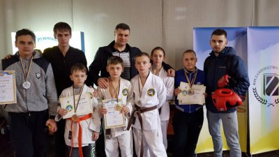 Команда Федерации Тайкан Каратэ приняла участие в Чемпионате Украины среди школьников по Рукопашному бою