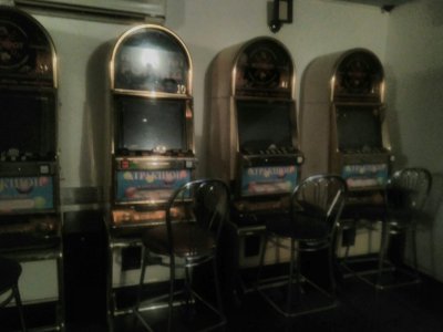 У Нікополі поліцейські викрили підпільний зал ігрових автоматів, замаскований під суші-бару